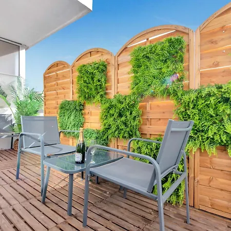 Apartment Le Cocon- Jacuzzi & Sauna Prives By Sweetdreams Le Cannet