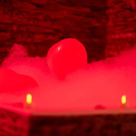 Le Cocon- Jacuzzi & Sauna Prives By Sweetdreams Apartment *
