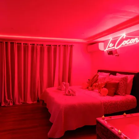 Apartment Le Cocon- Jacuzzi & Sauna Prives By Sweetdreams *