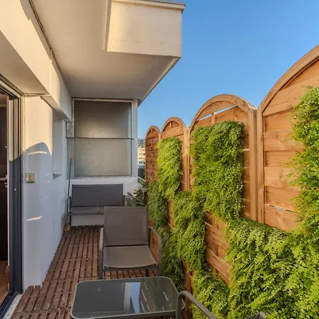 Le Cocon- Jacuzzi & Sauna Prives By Sweetdreams Apartment *